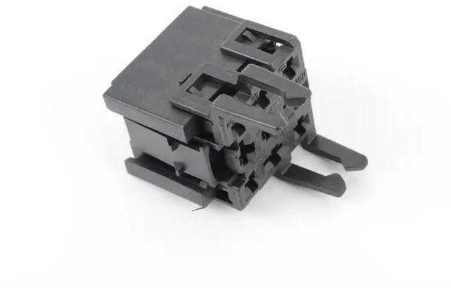 BMW Relais Sockel Juodas E30 E34 E24 E32 Originalus 61131389114