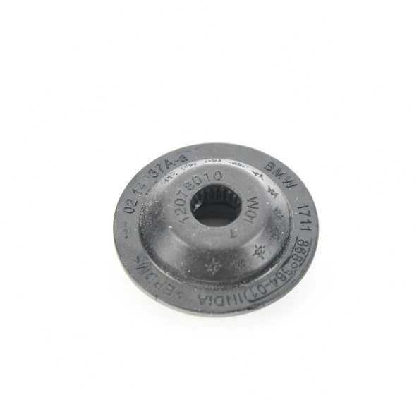 BMW Rubber element Originalus 17118619385 5' G30 (10/2015 — 12/2019) 5' F90 M5 (01/2016 — 12/2019) 5' G31 (07/2018 — 12/2019) 6' G32 GT (09/2016 — 12/2019) 7' G11 (10/2014 — 02/2019) 7' G11 LCI (01/2018 — 12/2019) 7' G12 (10/2014 — 02/2019) 7' G12 LCI (01/2018 — 12/2019) 8' G14 (10