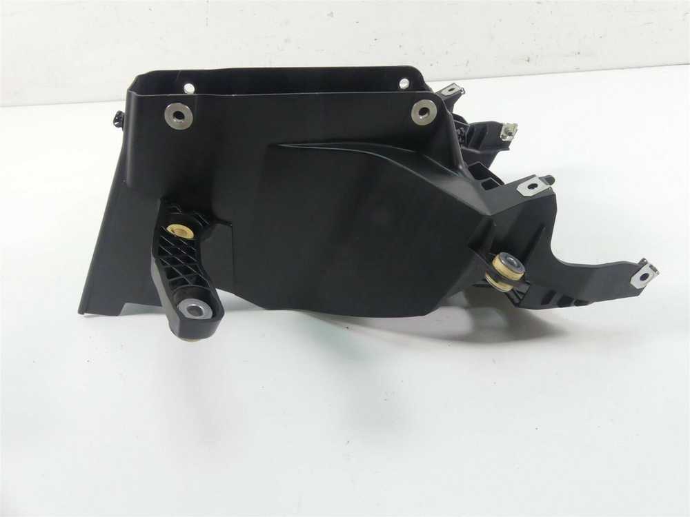 Bmw S 1000 Xr Priekinio Skydelio Laikiklis Originalus 46637717040