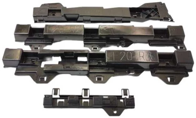 BMW serijos 1' F20/F20 LCI dešiniųjų laikiklių rinkinys Originalus 51777293556