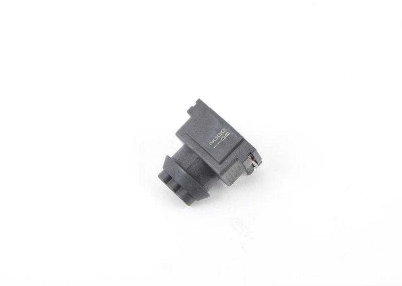 Bmw Socket Housing 1 E81 E87 E88 E82 3 E46 E90 E91 E92 E93 5 E39 E60 E61 6 E63 E64 7 E65 E66 X3 E83 X5 E53 E70 Z3 E36 Z4 E85 Originalus 12521427222