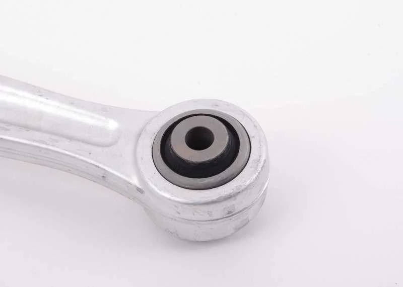 BMW Sparnuotoji Svirtis Apatinė Su Guminu Laikikliu Dešinėje 5 F10 31122284978