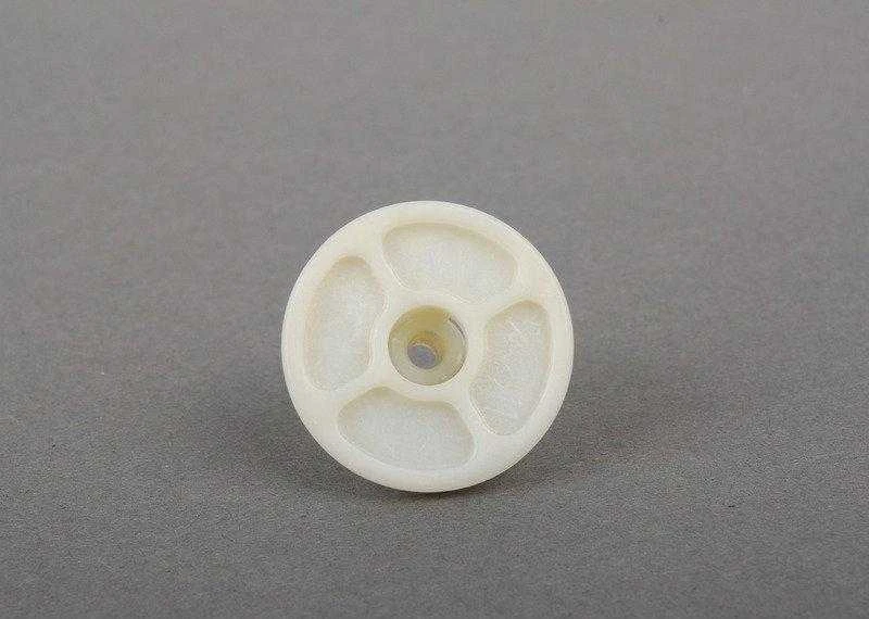 BMW Spreizmutter F20 F21 F30 F31 F32 F33 F34 F36 F80 G20 G21 G30 G31 G32 Originalus 07147306224
