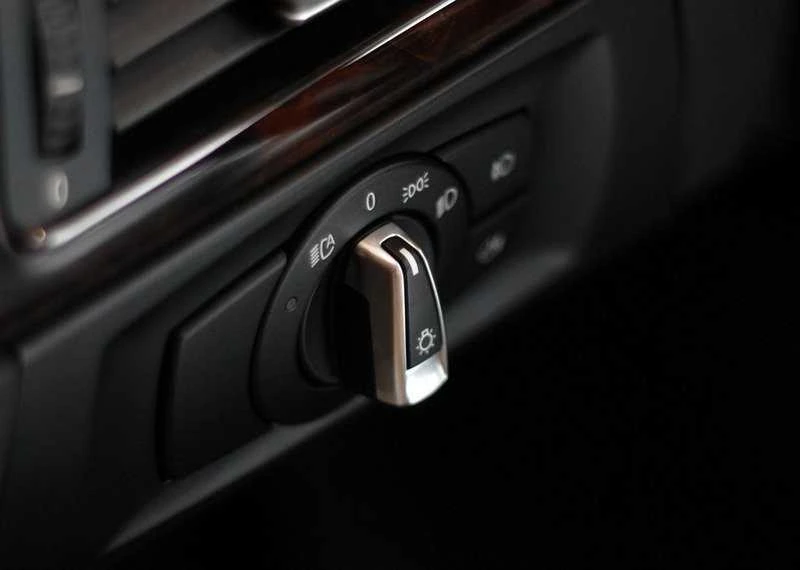 BMW Šviesų Valdymo Blokas E88 E82 E90 E91 X1 Originalus 61319169404
