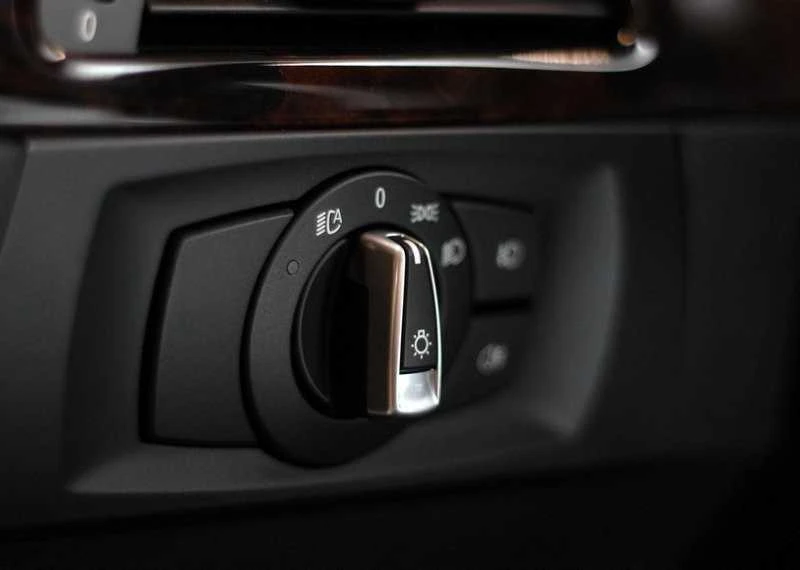 BMW Šviesų Valdymo Blokas E88 E82 E90 E91 X1 Originalus 61319169404