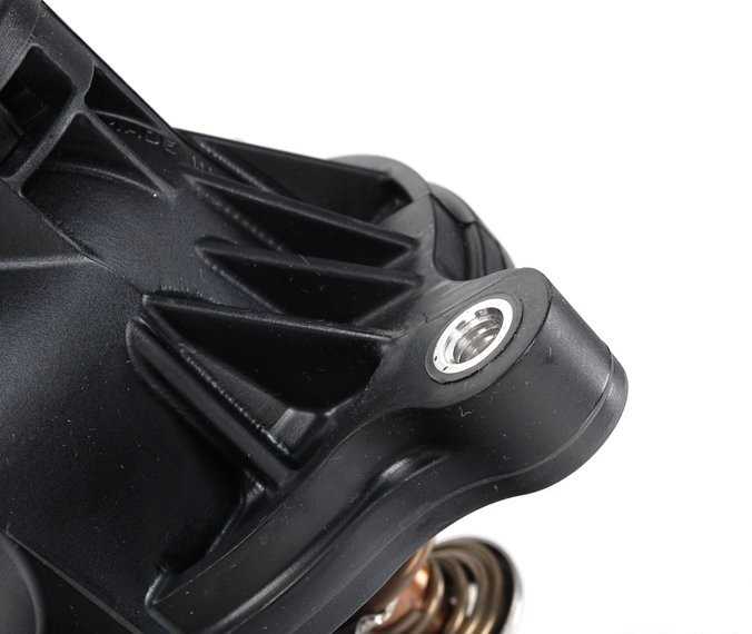 BMW Termostatas E81 E87 E90 E92 E93 X1 E84 Originalus 11537510959