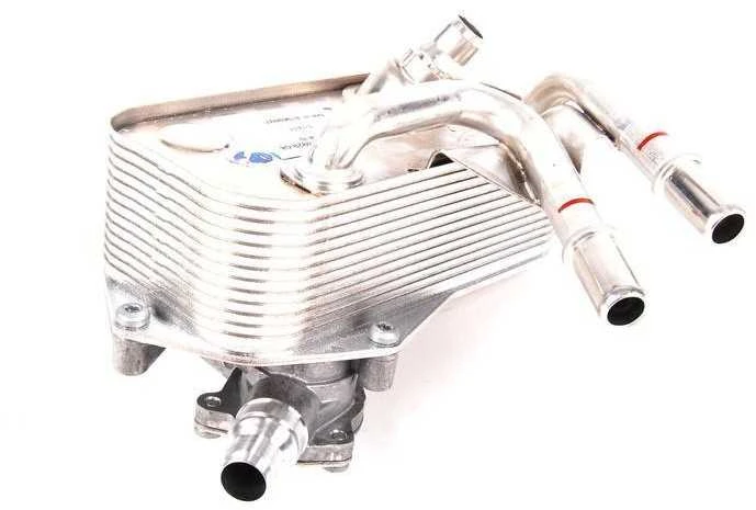 BMW transmisijos alyvos aušintuvas (šilumokaitis) automatinėms / dvigubos sankabos transmisijoms