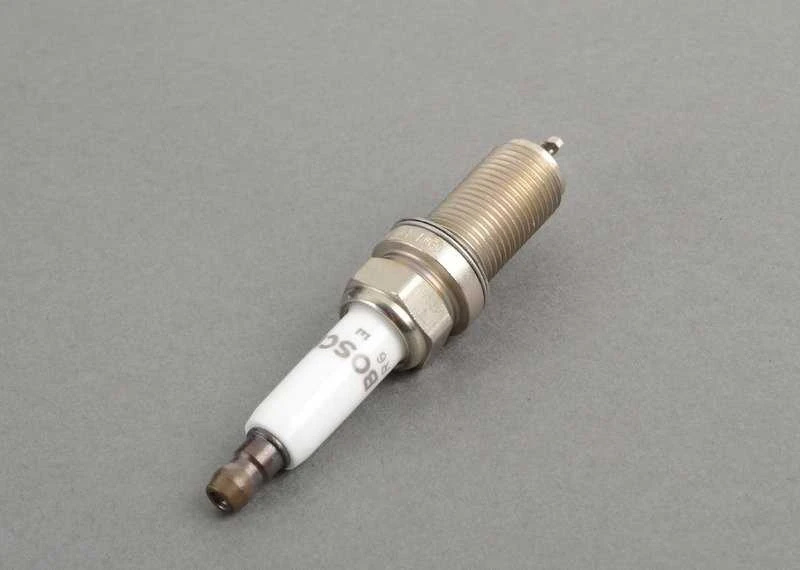 BMW uždegimo žvakė E81-88 E90-93 E60 E61 E65 X1 X3 X5 N52 N53 12122158253 Originali