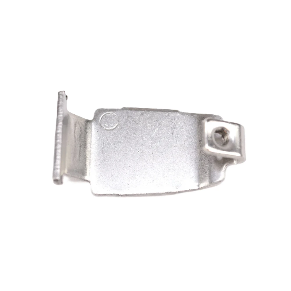 BMW Uztvarmo Variklio Uzdas Originalus 51217317426