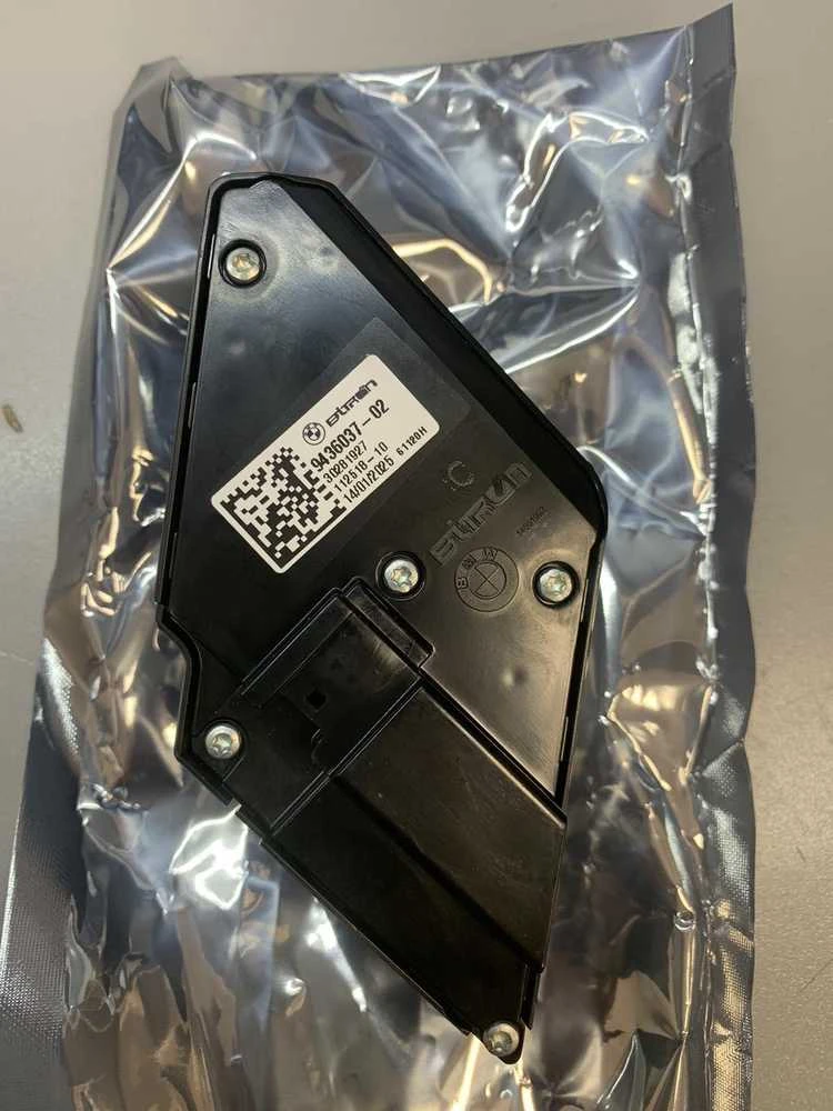 BMW valdymo blokas sėdynių funkcijoms, kairysis, F95 G05, 61319436037
