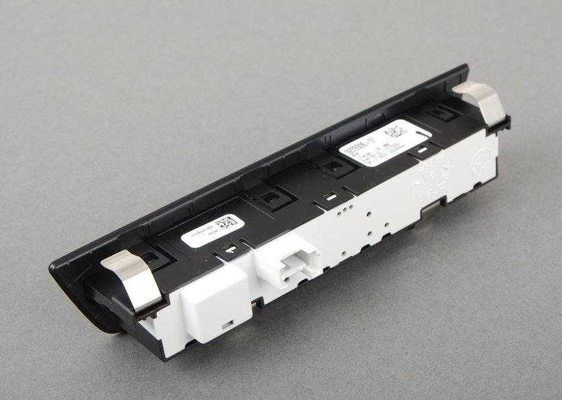 BMW Valdymo Elementas Driver Assist Sistemos F10 F11 F07 Originalus 61319279306