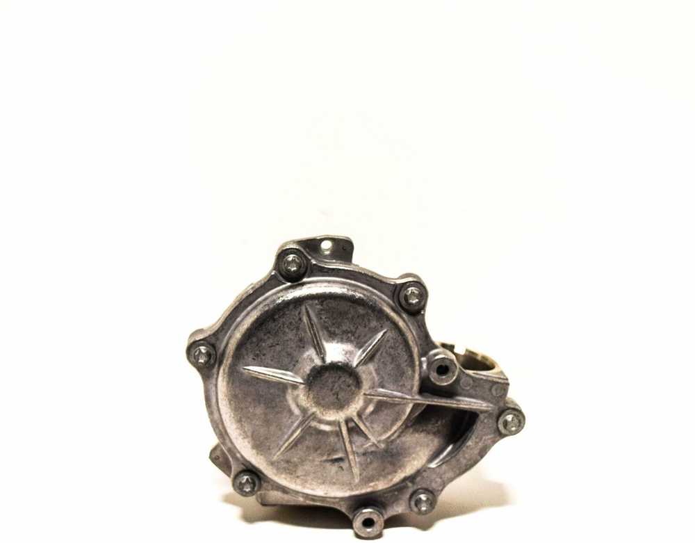 Bmw Vandens Siurblis E81 E87 E90 E92 E93 Originalus 11517515778