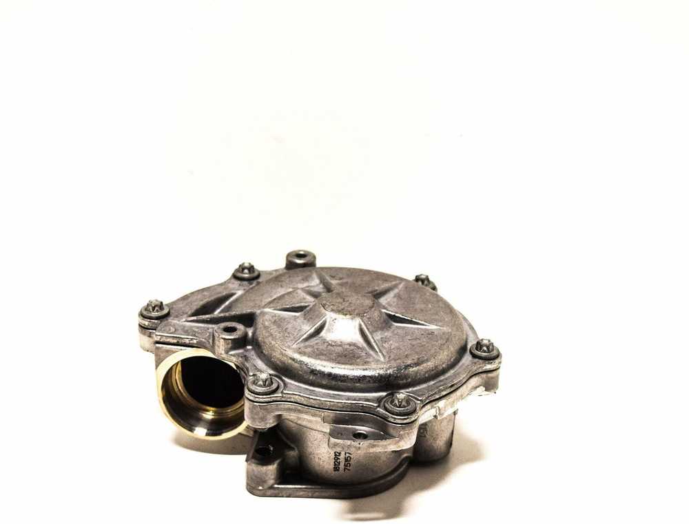 Bmw Vandens Siurblis E81 E87 E90 E92 E93 Originalus 11517515778