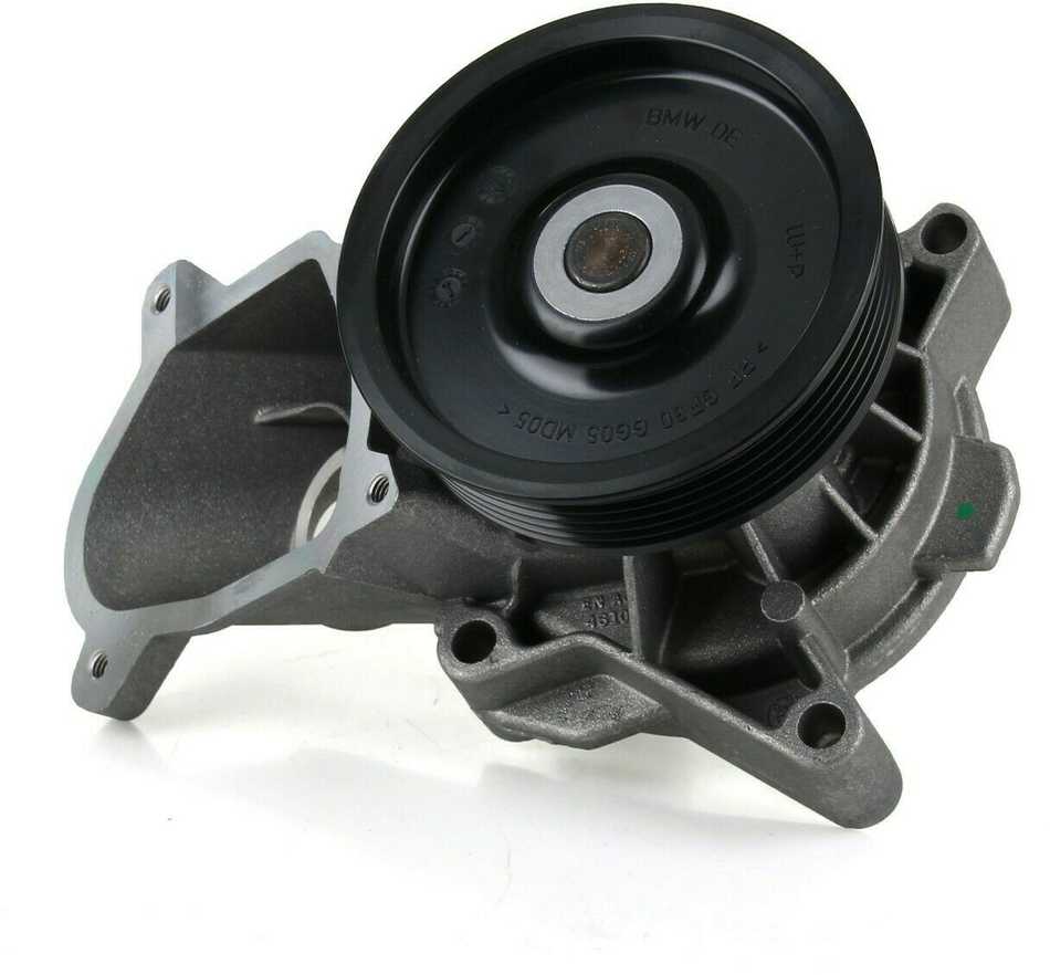 BMW vandens siurblys 11517790472 Originalus