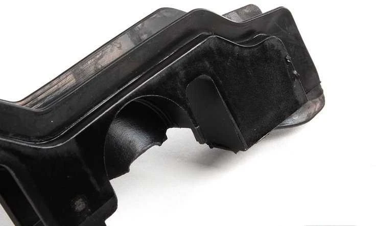 BMW Variklio Gaubto Kairys Aukstas Dangtelis Originalus 51767142049