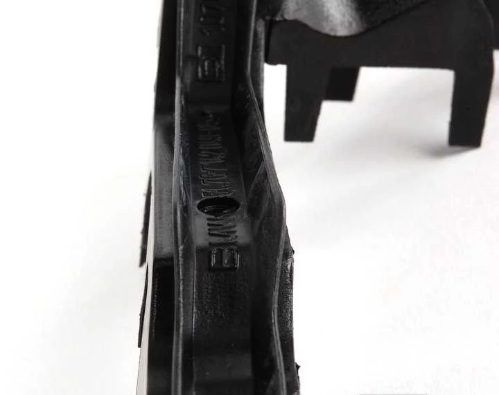 BMW Variklio Gaubto Kairys Aukstas Dangtelis Originalus 51767142049