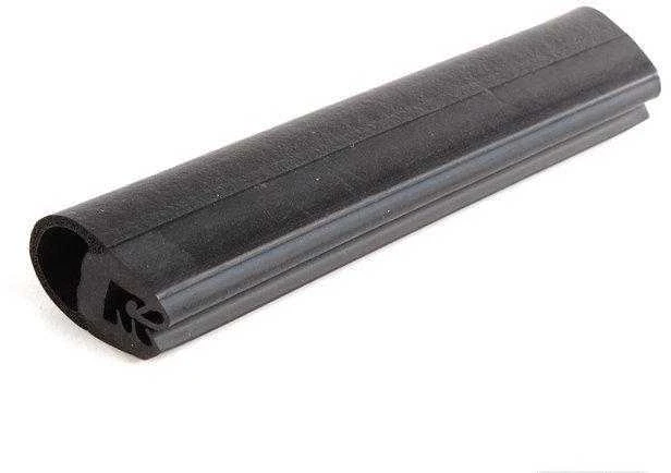 BMW Variklio Kompartmento Šoninis Antgalis 1 E81 E87 E90 Originalus 51767158689