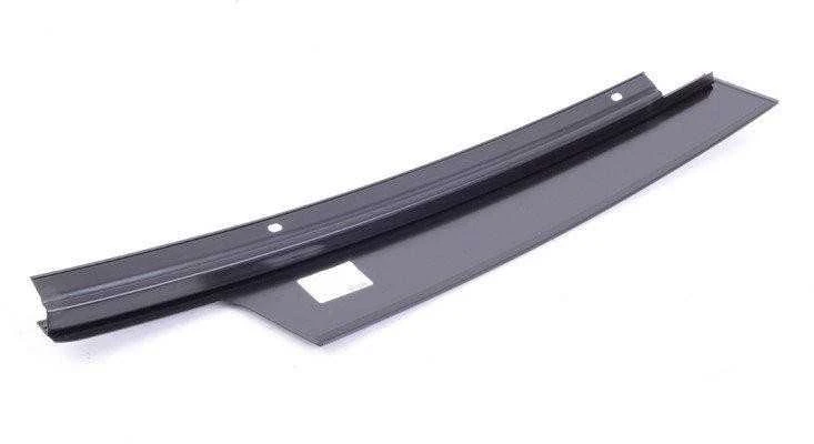 Bmw X1 E84 Dešinės Šoninės Staktos Pabaigos Dėklas Originalus 51332990312