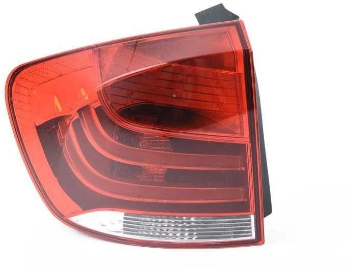 BMW X1 E84 Galinis Šviesos Žibintas Kairysis 63212990111 Originalus 63212990111