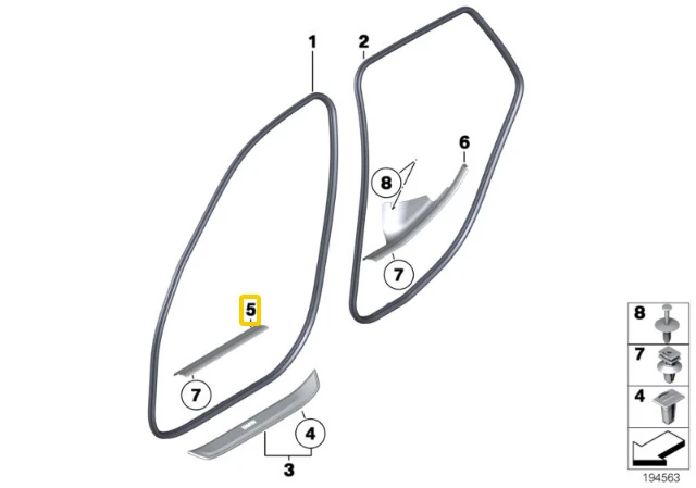 BMW X1 E84 Priekinis Dešinysis Įėjimo Dangtelis Originalus 51472990504