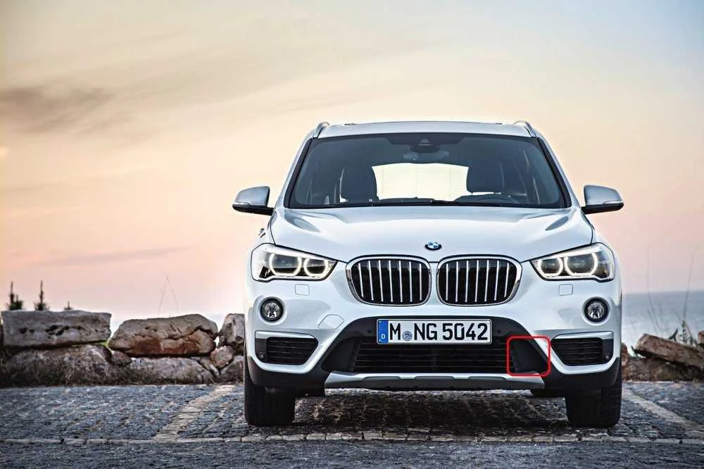 Bmw X1 F48 Dangtelis Grotelės Vidurinė Kairė Originalus 51117374205