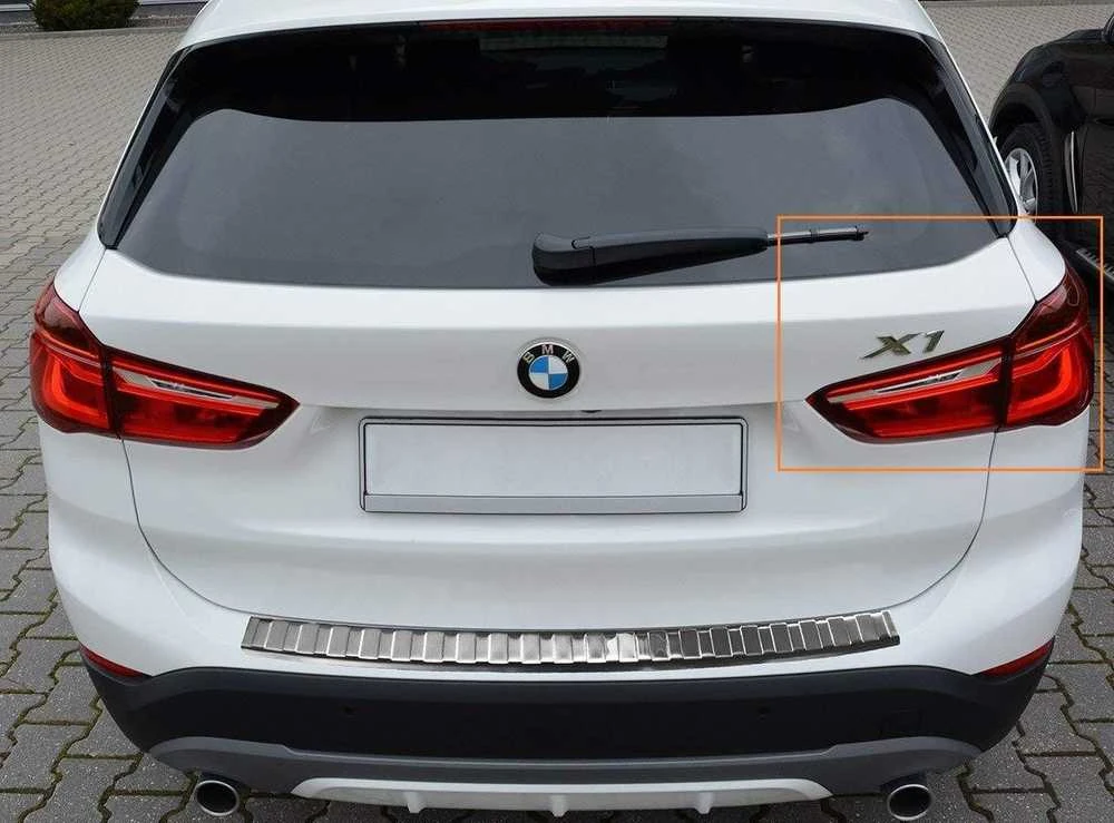 BMW X1 F48 Dešinės Pusės Šviesos Blokas Originalus 63217488544