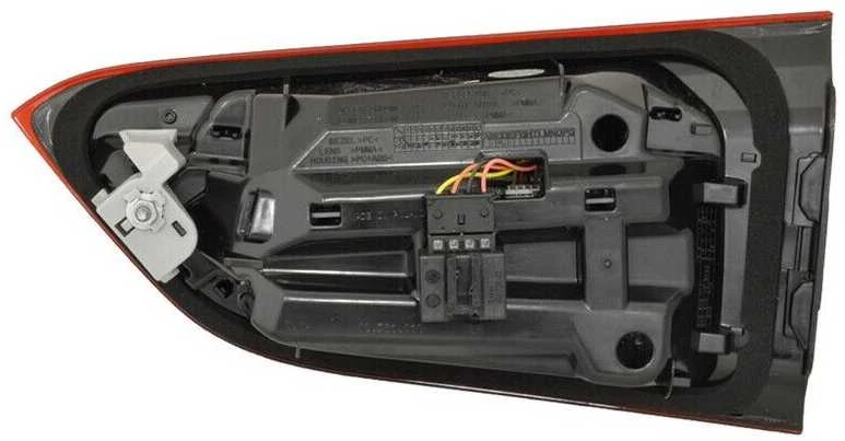 Bmw X1 F48 LCI Galinės Šviesos Užpakalinės Durys Lėmė Kairėje Originalus 63217477717