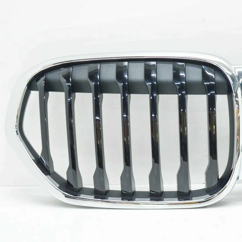 BMW X1 F48 LCI Priekinis Grilis 2018 2019 Originalus 51138493450