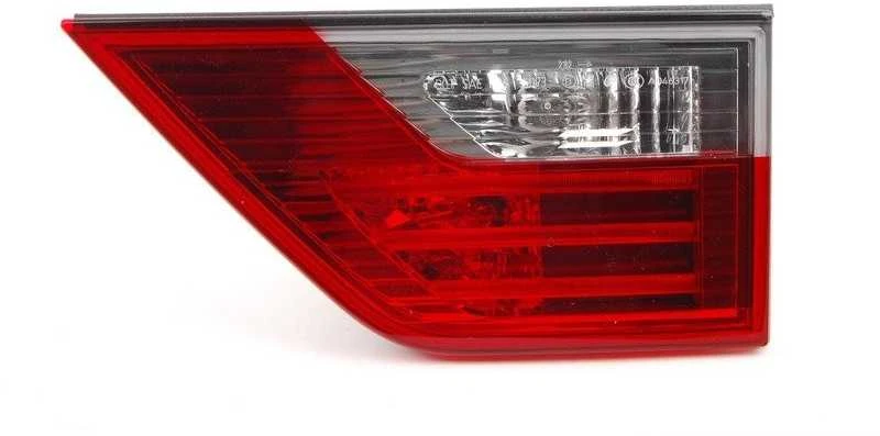 BMW X3 E83 Galinio Šviesos Deklio Dešinė Originalus 63213420204