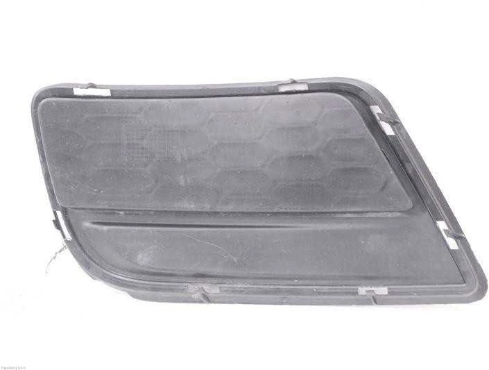 BMW X3 F25 Dešinė Uždara Grotelė Originalus 51118050446