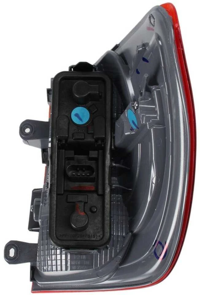 BMW X3 F25 Heckleuchte Seitenwand LED lin 63217217311