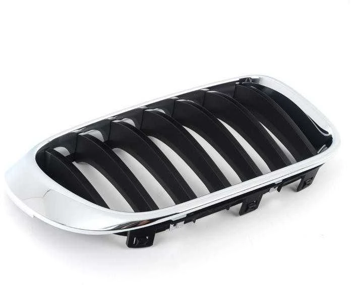 BMW X3 F25 X4 F26 Priekinis Dešinysis Grillis Originalus 51117338572