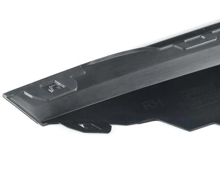 BMW X3 G01 X3 18d TX11 TX12 Apsauginė juostelė šoninė dešinė 51117421484 originali