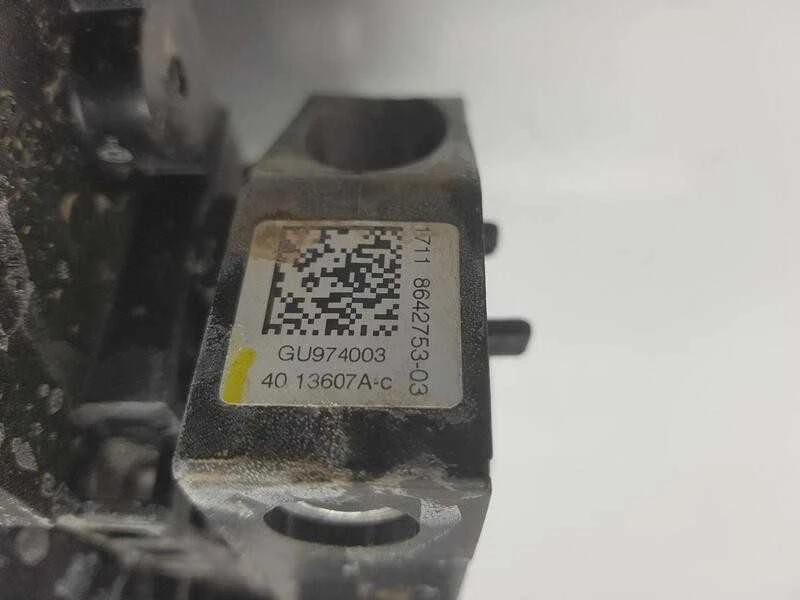 BMW X3 X4 M G01 G02 X3 30dX TX71 TX72 Įkrovimo oro aušintuvas Originalus 17518578146