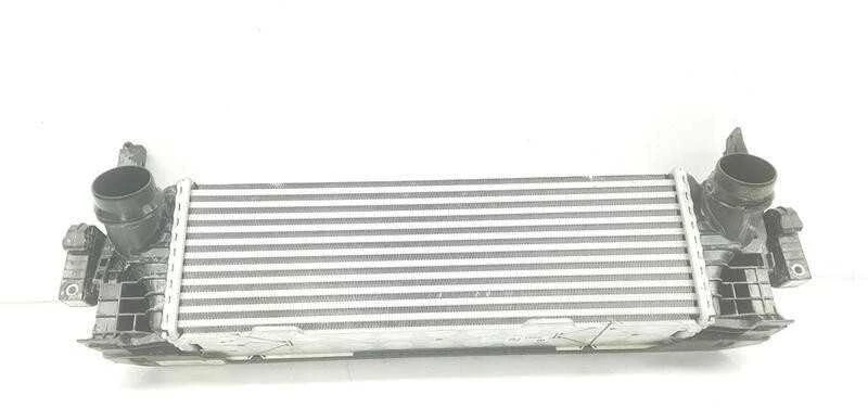 BMW X3 X4 M G01 G02 X3 30dX TX71 TX72 Įkrovimo oro aušintuvas Originalus 17518578146