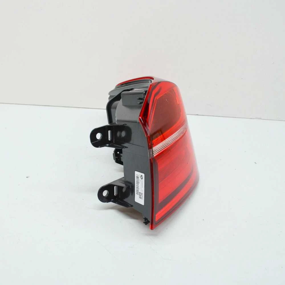 BMW X4 F26 galinis dešinysis galinis žibintas 7331280 63217331280 NAUJAS GENIALUS