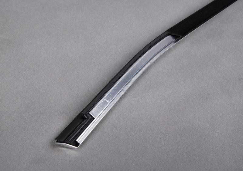 Bmw X5 E70 Luksaus Ture Schachtabdeckung Originalus 51337174391