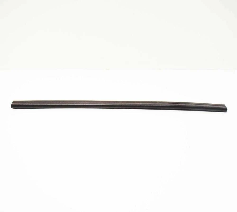 BMW X5 E70 variklio dangčio šoninis sandariklis 51237148341 7148341 NAUJAS ORIGINALUS
