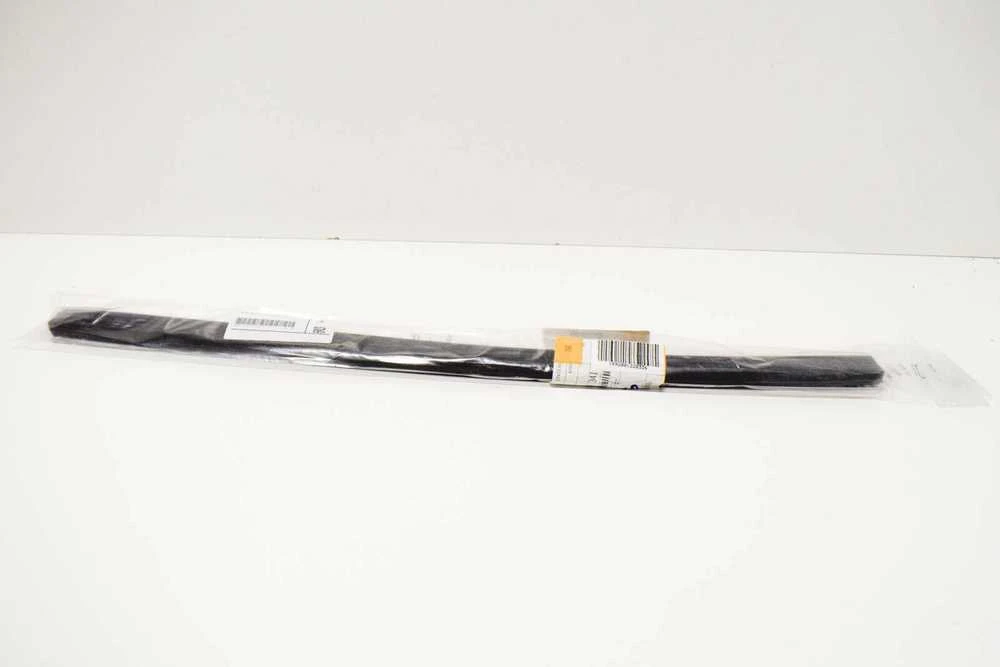 BMW X5 E70 variklio dangčio šoninis sandariklis 51237148341 7148341 NAUJAS ORIGINALUS