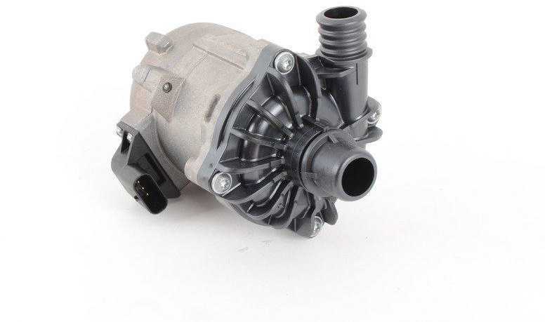 Bmw X5 E70 X6 E71 Vandens Siurblys Originalus 11517584088