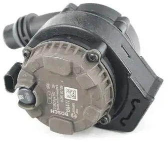 BMW X5 F15 pagalbinis vandens siurblys originalus 11518602021