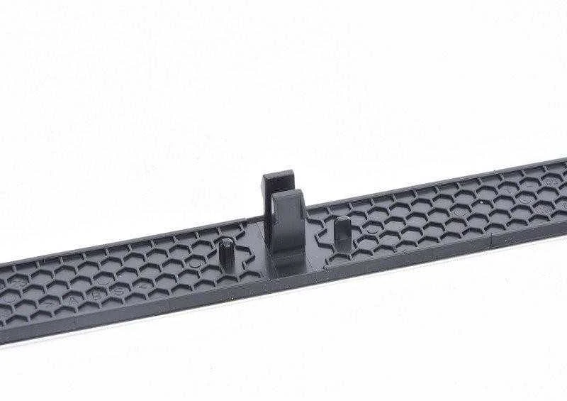 Bmw X5 F15 X6 F16 Priekinis Įėjimo Įdėklas Originalus 51477370423