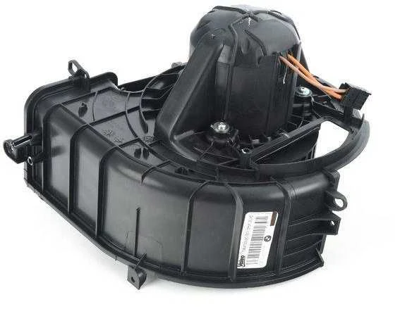 BMW X5 F15 X6 F16 Variklio Ventiliatorius Originalus 64119291177