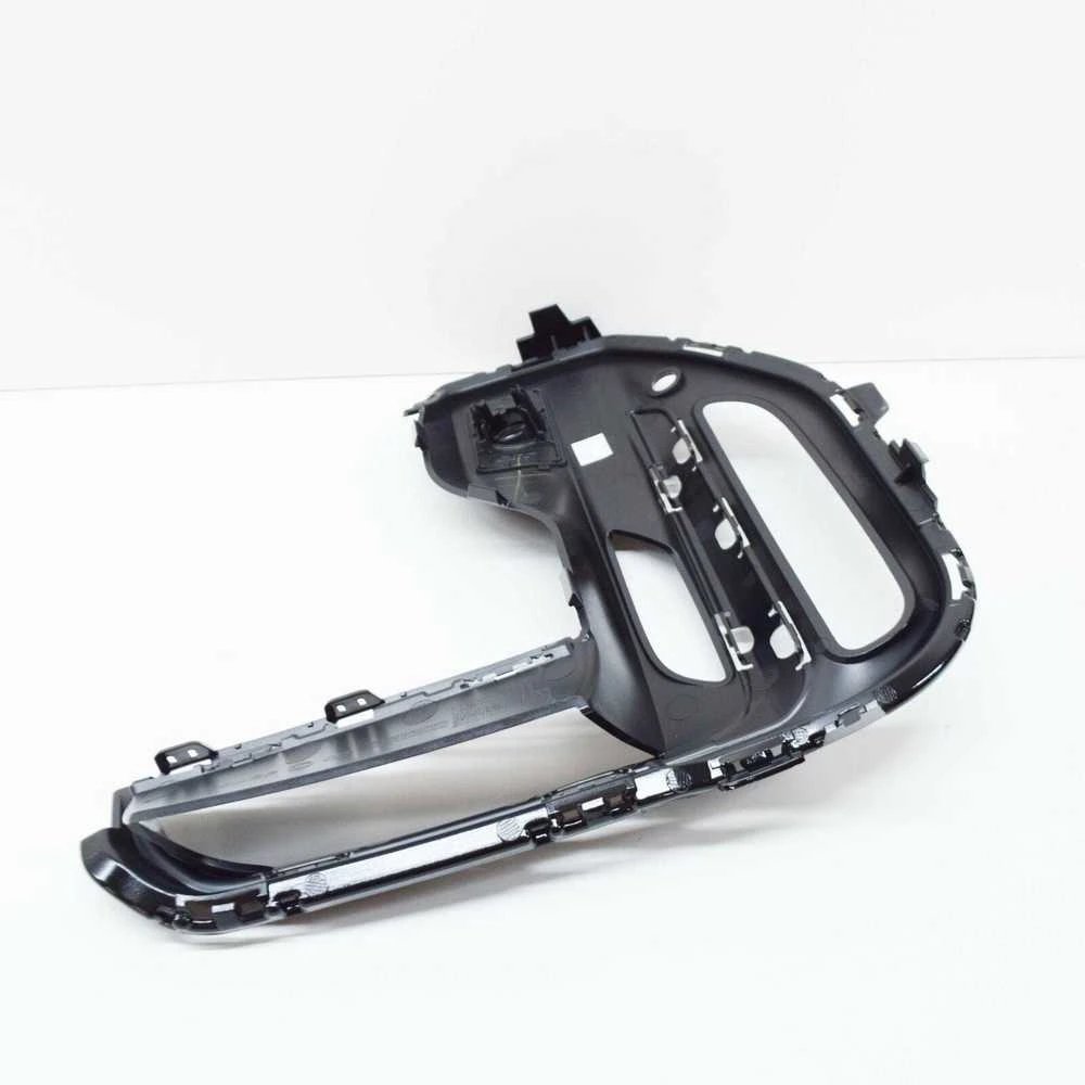 Bmw X5 G05 Dešinės Pusės Rūko Žibintų Dangtelis Originalus 51118746240