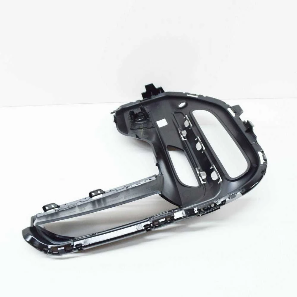 Bmw X5 G05 Dešinės Pusės Rūko Žibintų Dangtelis Originalus 51118746240