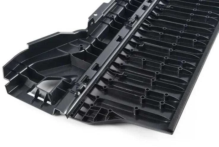 BMW X5 G05 Galinės bagažinės skydelio apdailos apkrovos slenksčio dangtis juodas originalus 51477479947