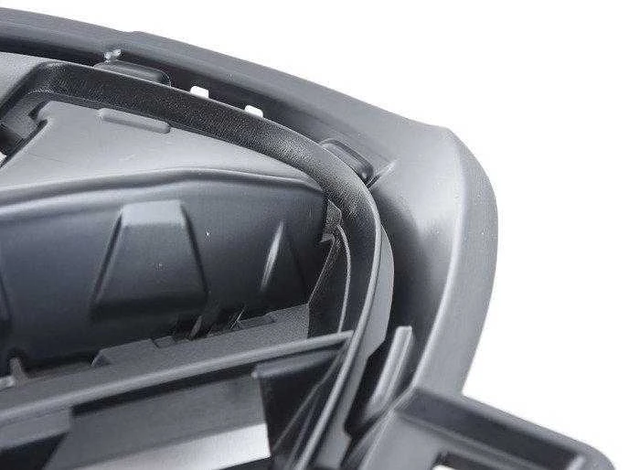 BMW X6 F16 Dešinės Pusės Uždarytas Grillis Originalus 51117319778
