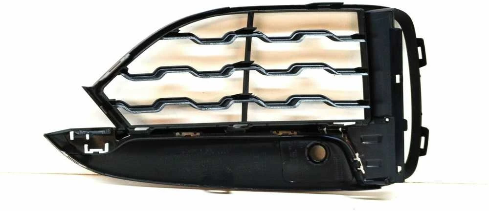 BMW F16 priekinis bamperis kairėje atidarytos M grotelės Originalus 51118069325