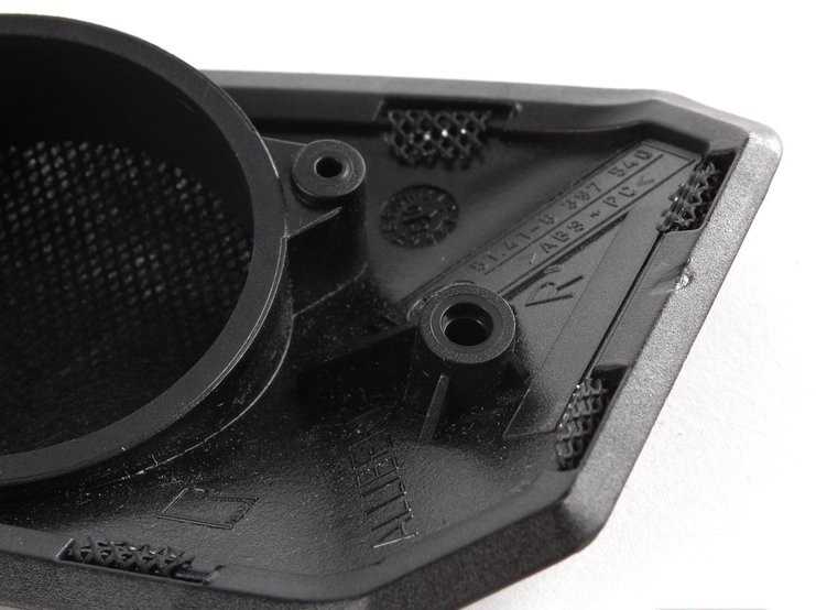 BMW E36 dešiniųjų durų garsiakalbio dangtelis Originalus 51418397540