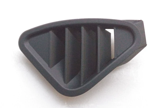 Bmw Z3 E36 Dešiniojo Defrosterio Antgalio Uždengimas Originalus 64228399952